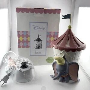 NWT Scentsy Authentic Disney Dumbo The Flying Elephant Wax Warmer